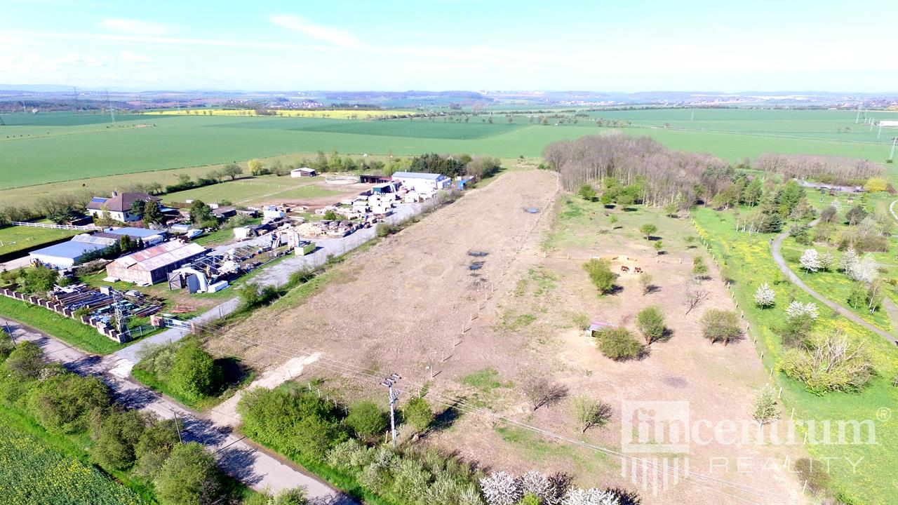 Prodej stavebního pozemku 10265 m2, Ořech