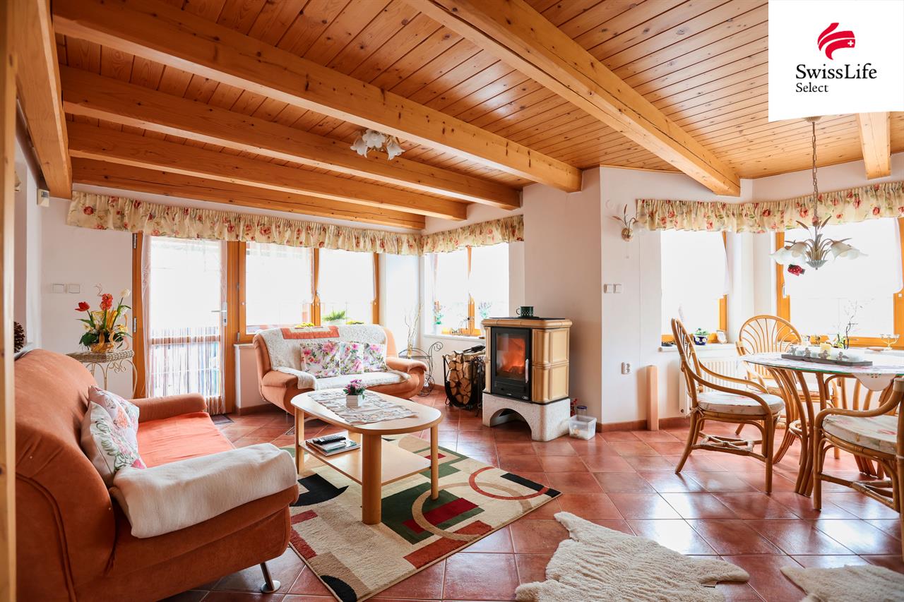 Prodej rodinného domu 400 m2 Husovy sady, Černovice