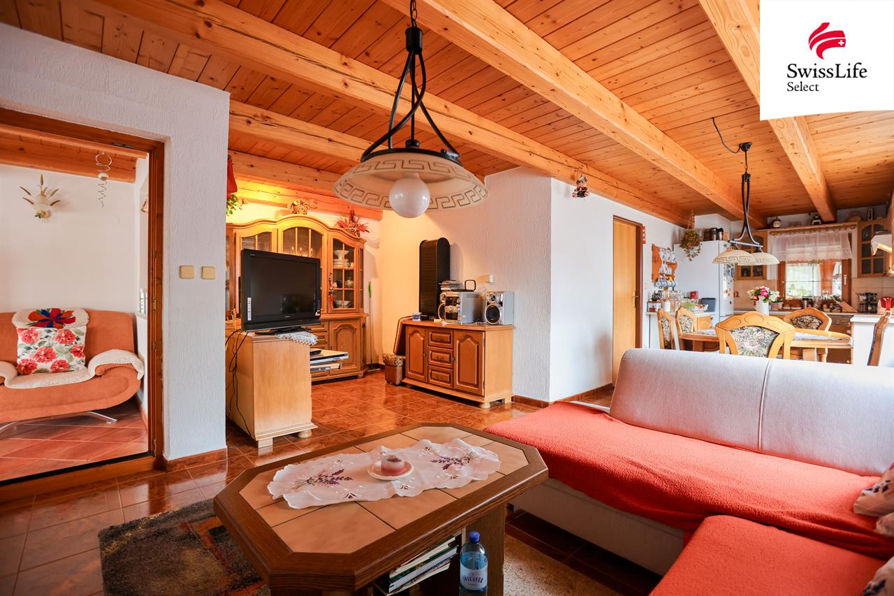 Prodej rodinného domu 400 m2 Husovy sady, Černovice