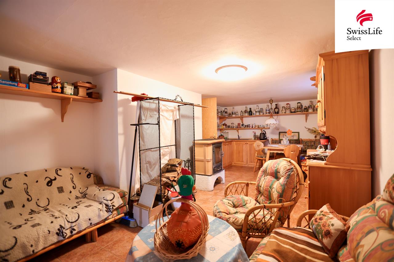 Prodej rodinného domu 400 m2 Husovy sady, Černovice