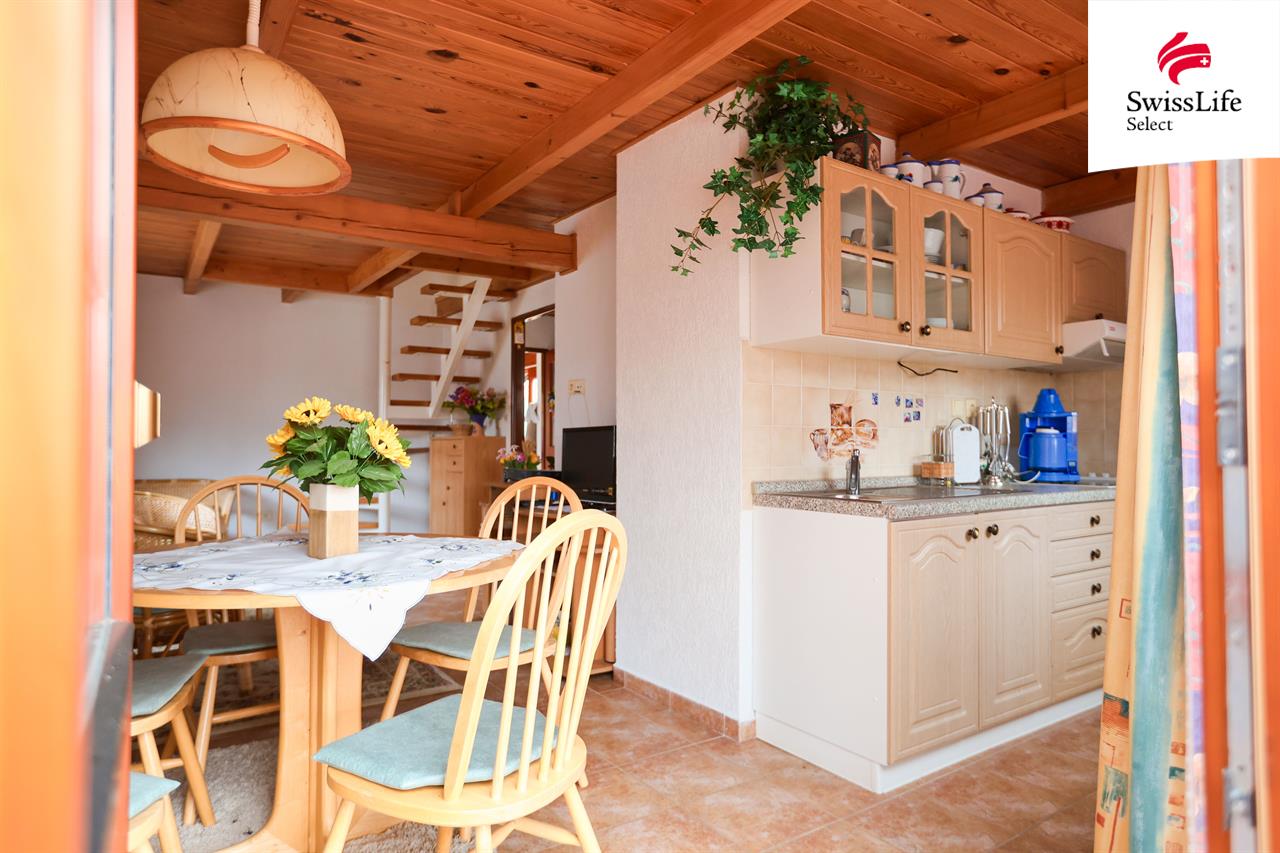 Prodej rodinného domu 400 m2 Husovy sady, Černovice