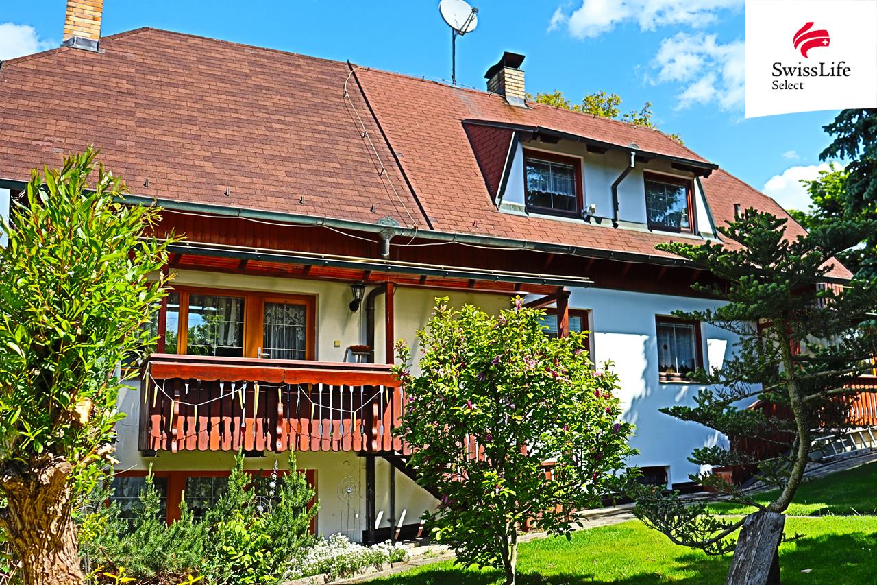 Prodej rodinného domu 400 m2 Husovy sady, Černovice