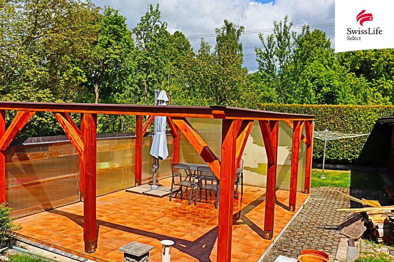 Prodej rodinného domu 400 m2 Husovy sady, Černovice