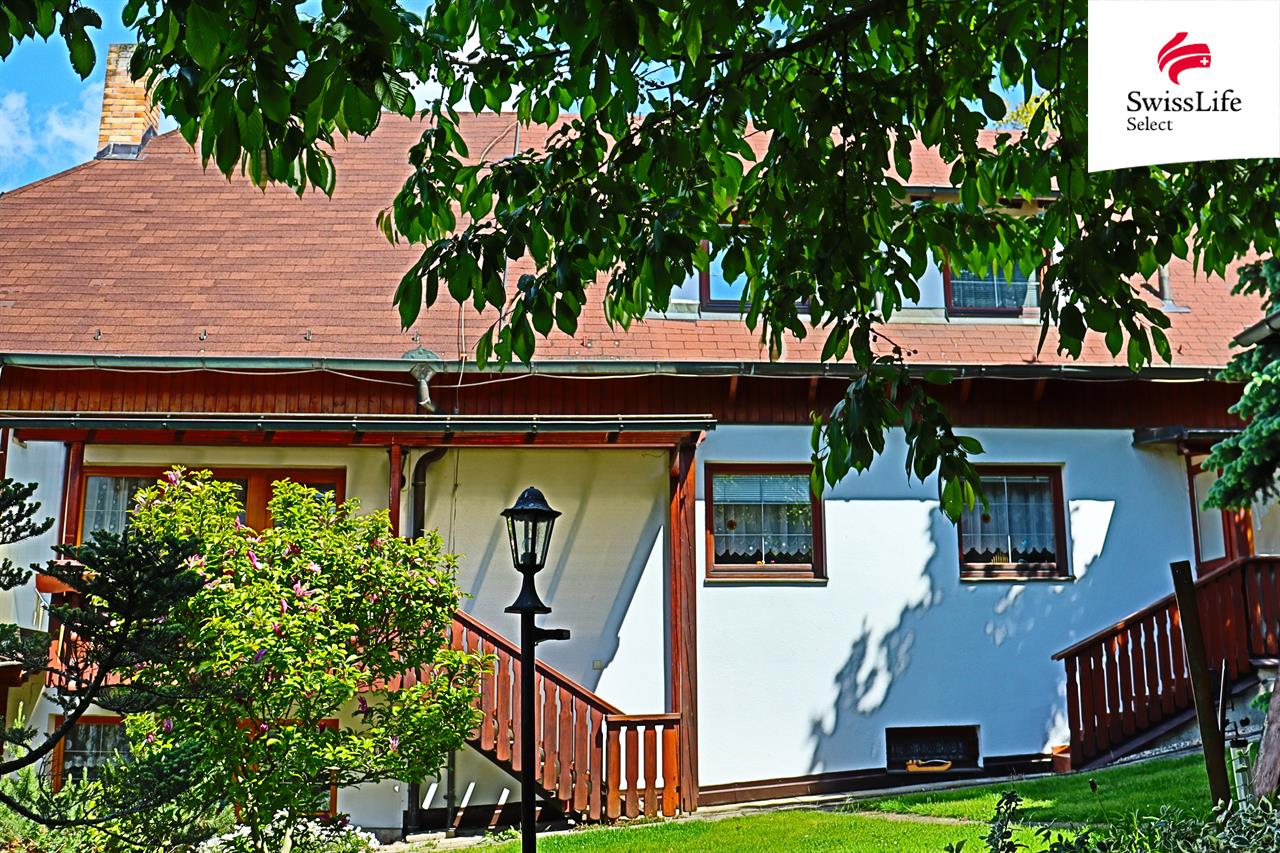 Prodej rodinného domu 400 m2 Husovy sady, Černovice