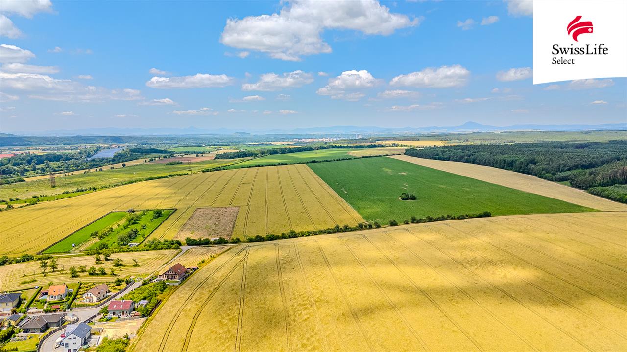 Prodej stavebního pozemku 997 m2 Třešňovka, Liběchov