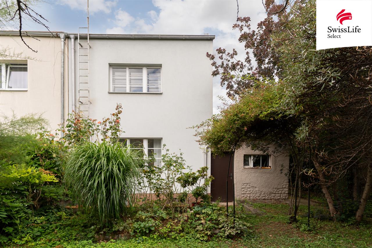 Prodej rodinného domu 64 m2 Pod vlastním krovem, Praha