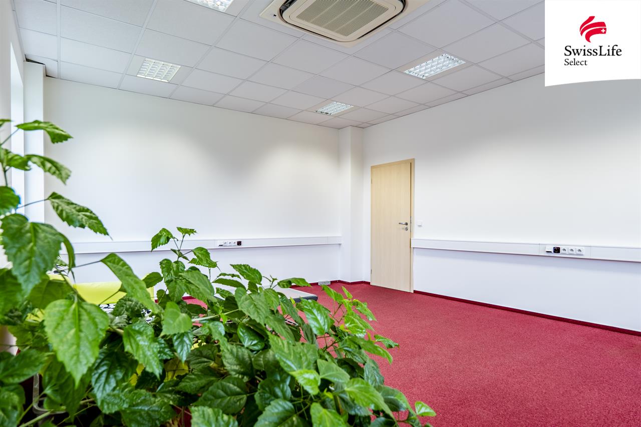 Pronájem kanceláře 119 m2 Lednická, Praha