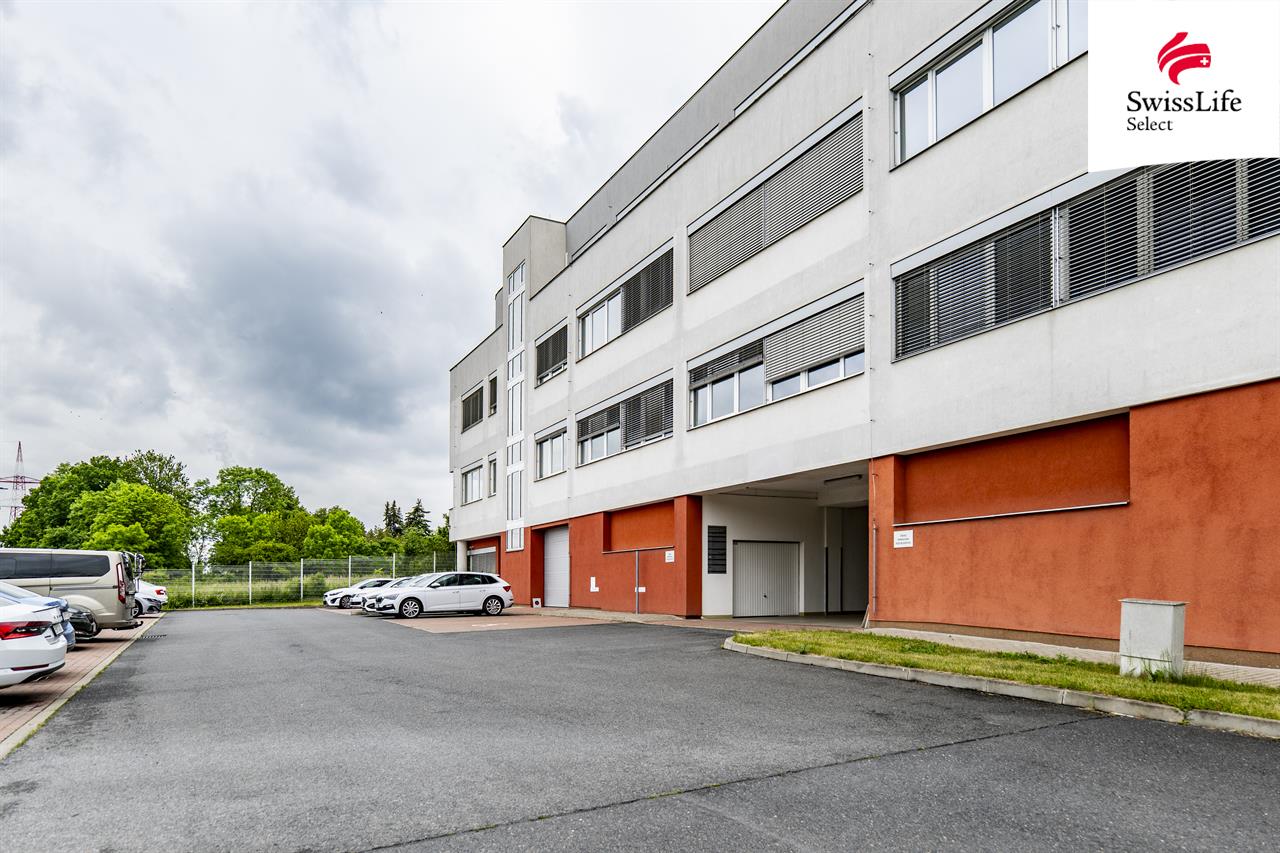 Pronájem kanceláře 119 m2 Lednická, Praha