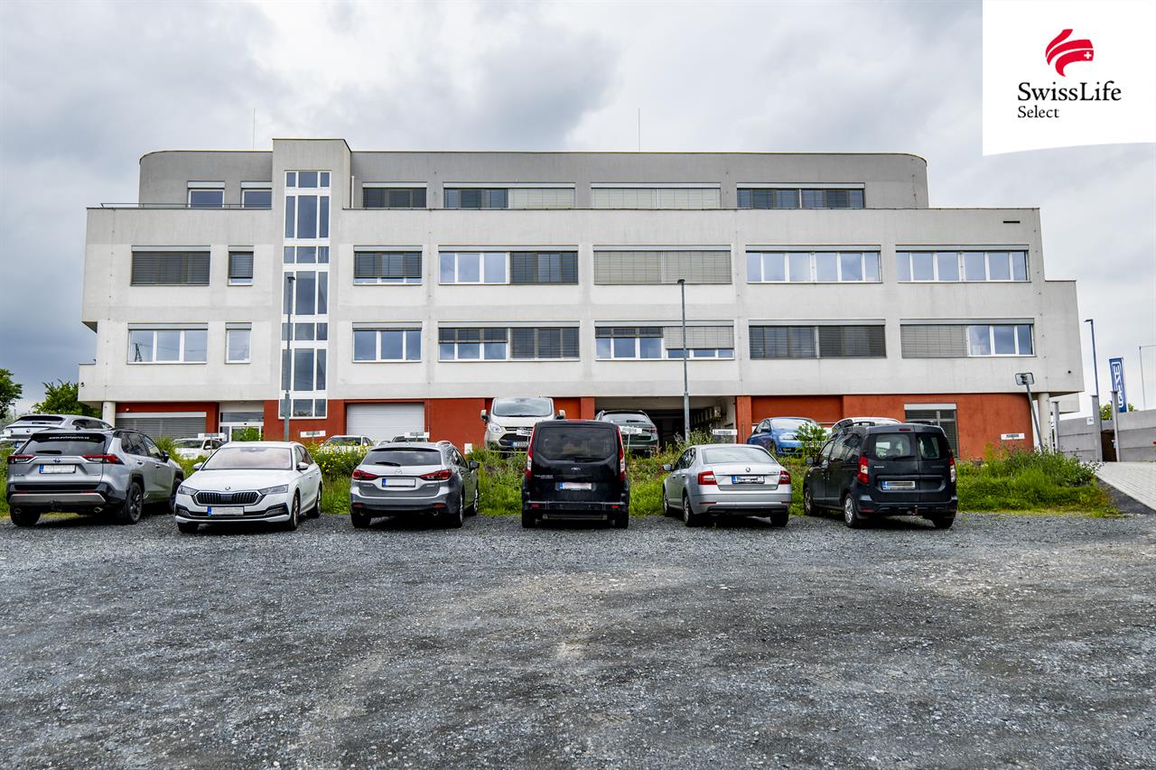 Pronájem kanceláře 119 m2 Lednická, Praha