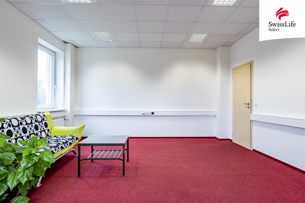 Pronájem kanceláře 119 m2 Lednická, Praha