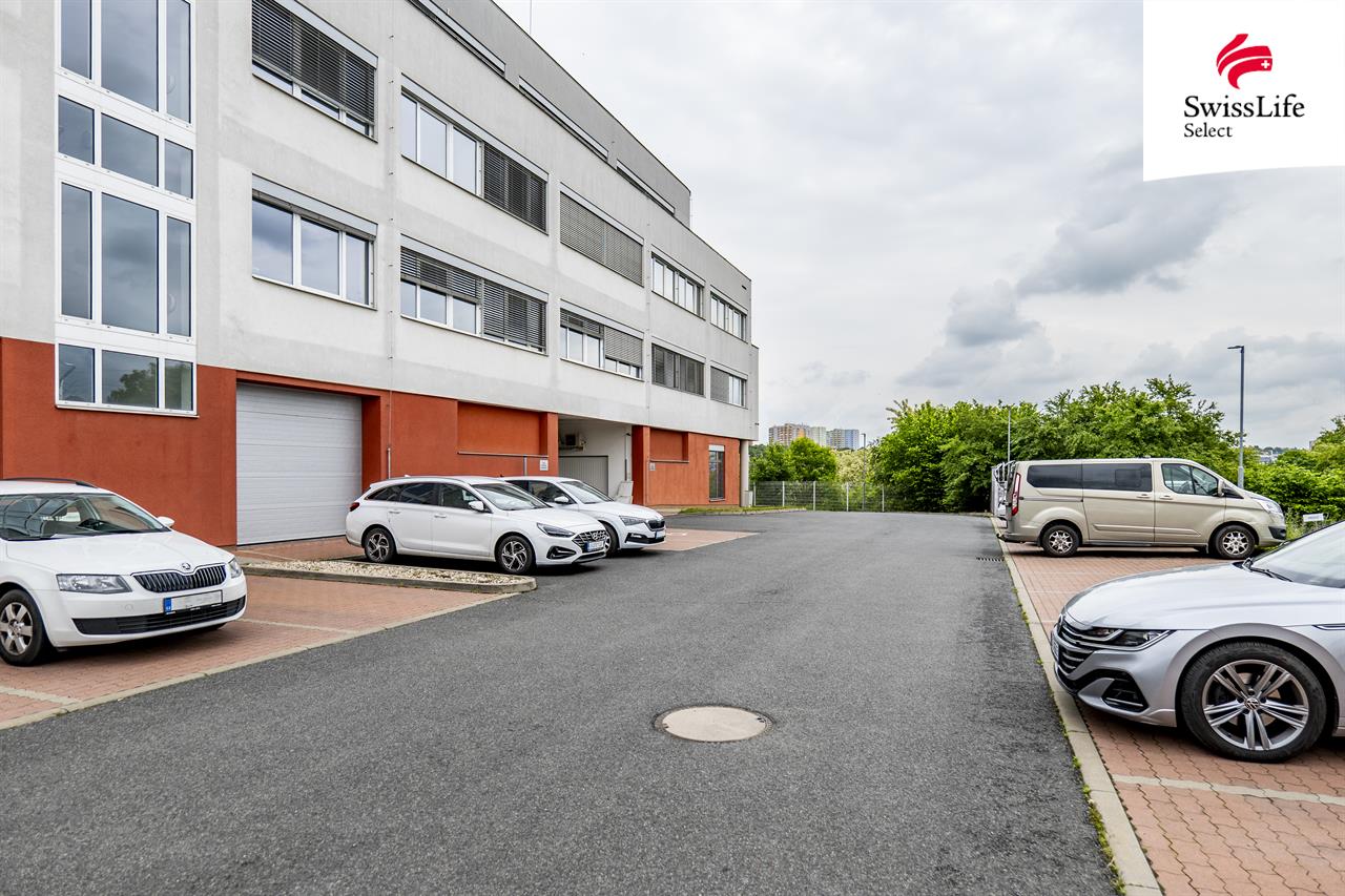 Pronájem kanceláře 119 m2 Lednická, Praha