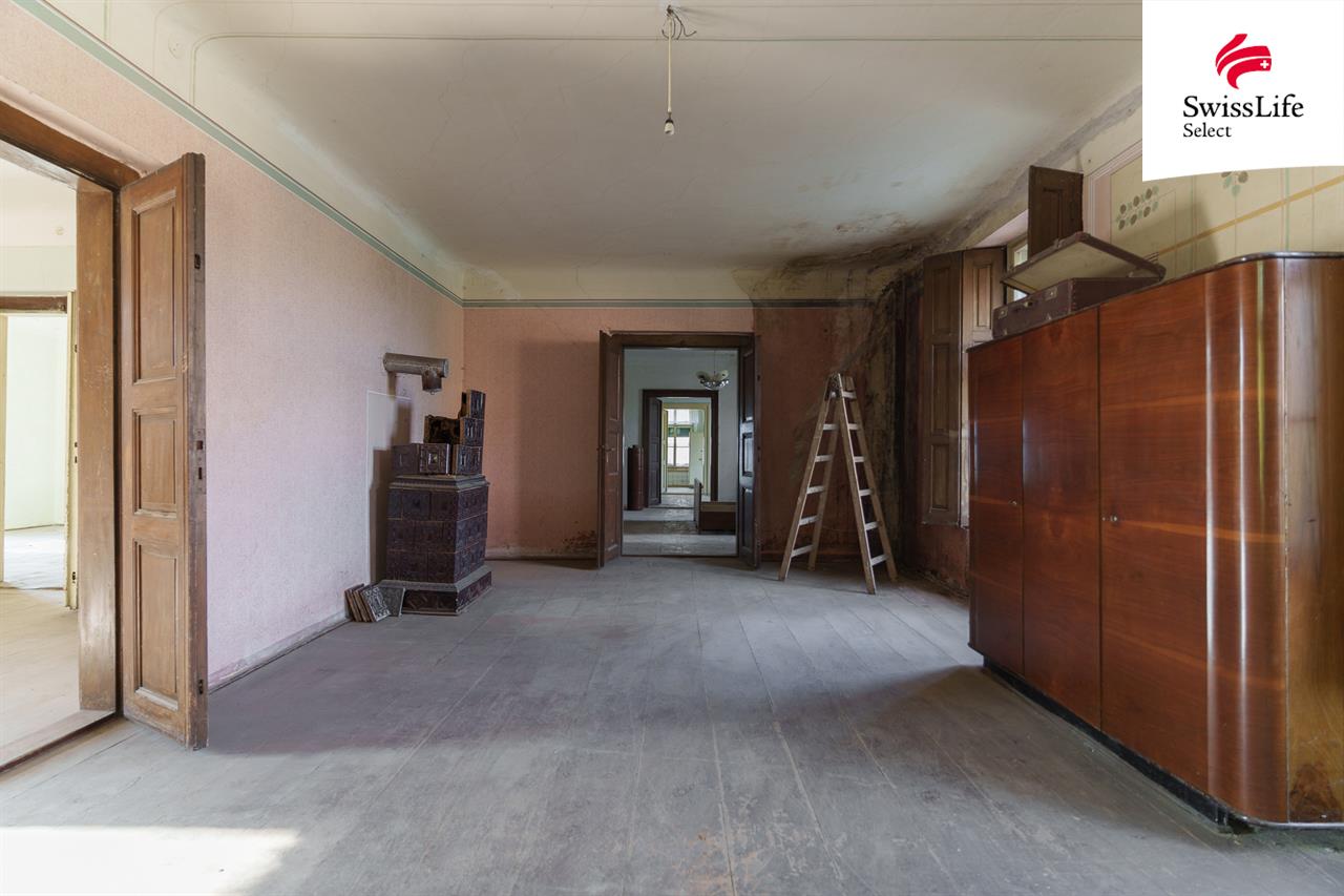 Prodej rodinného domu 620 m2, Klobuky