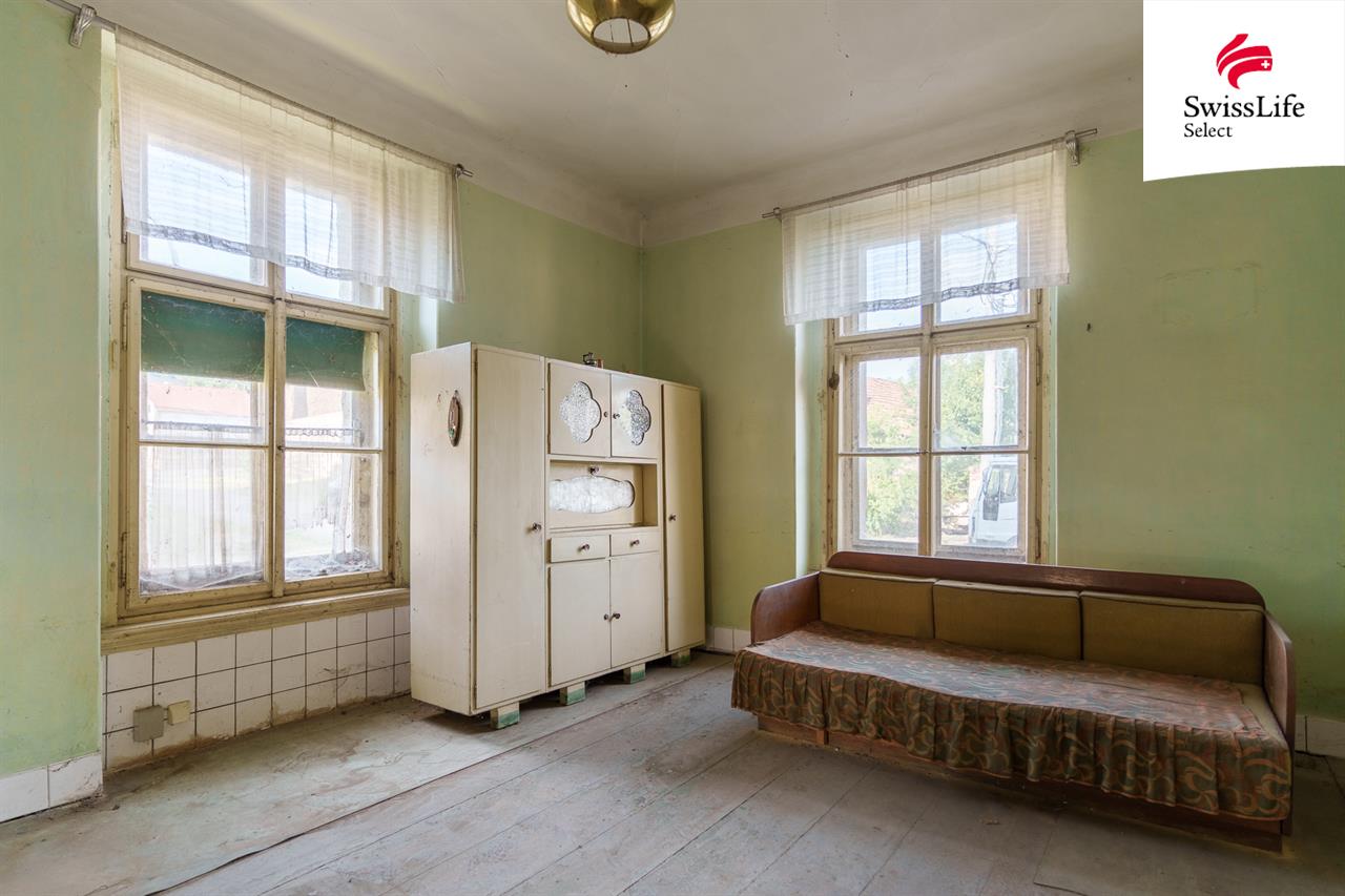 Prodej rodinného domu 620 m2, Klobuky