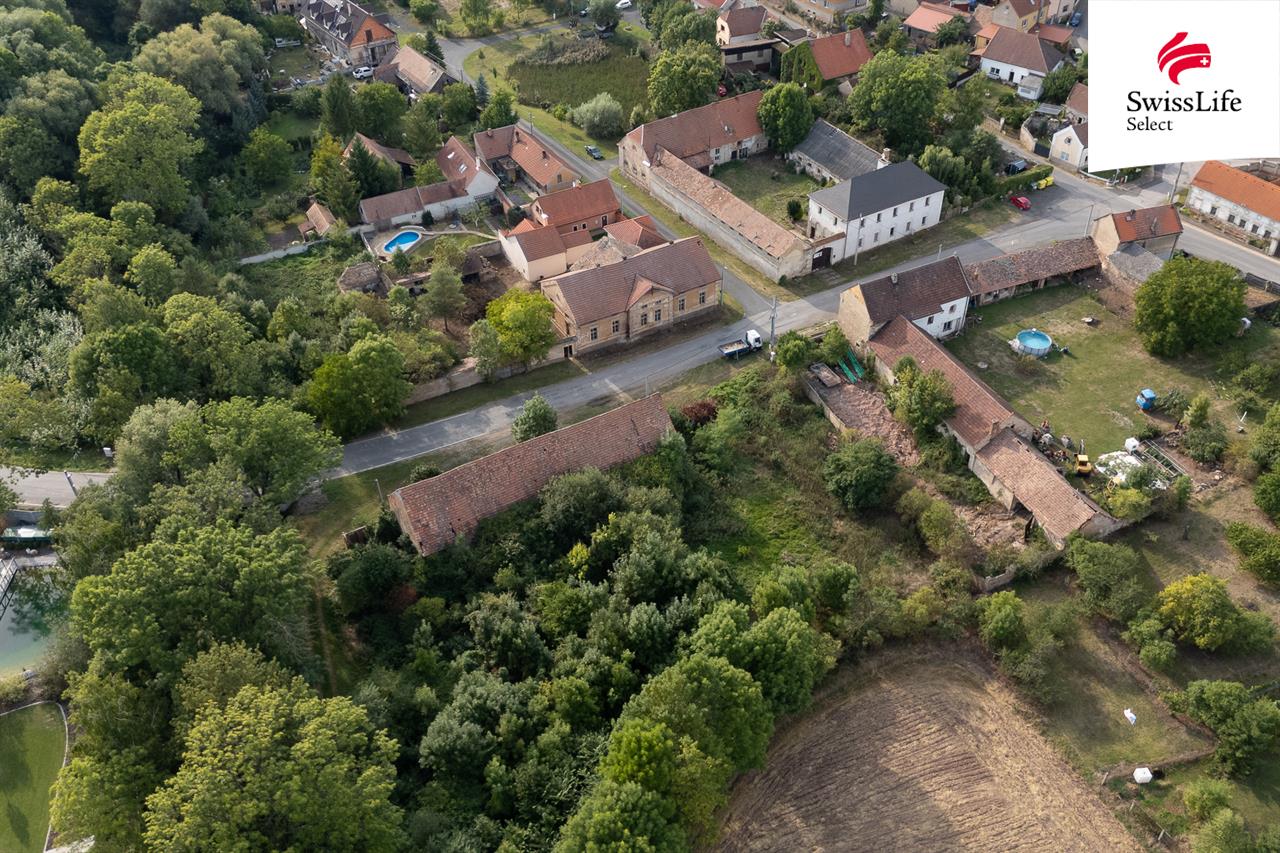 Prodej rodinného domu 620 m2, Klobuky