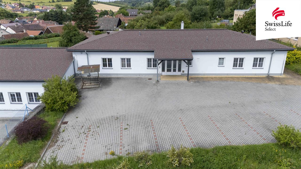 Prodej výrobní haly 2742 m2, Kamenice