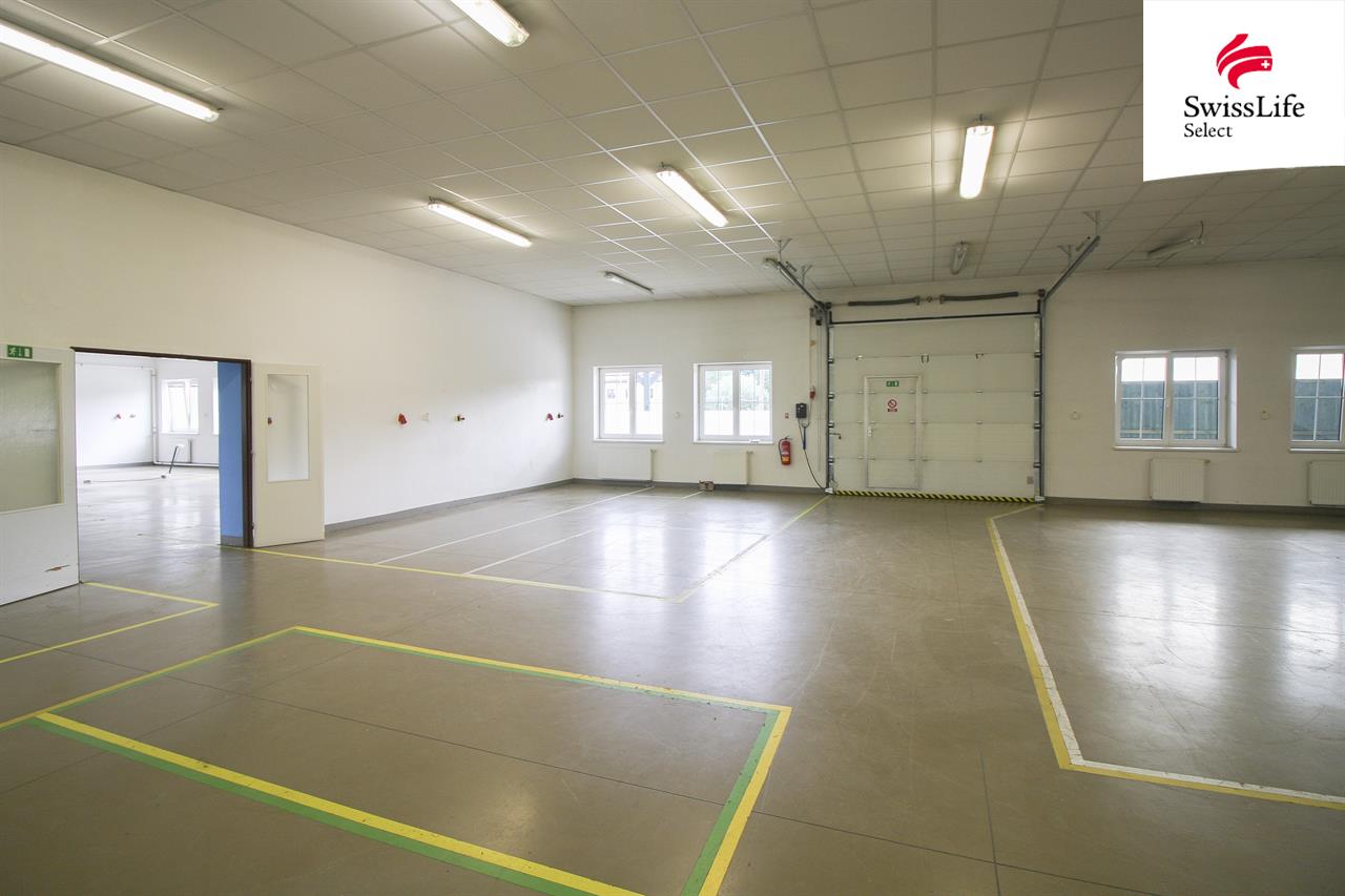 Prodej výrobní haly 2742 m2, Kamenice