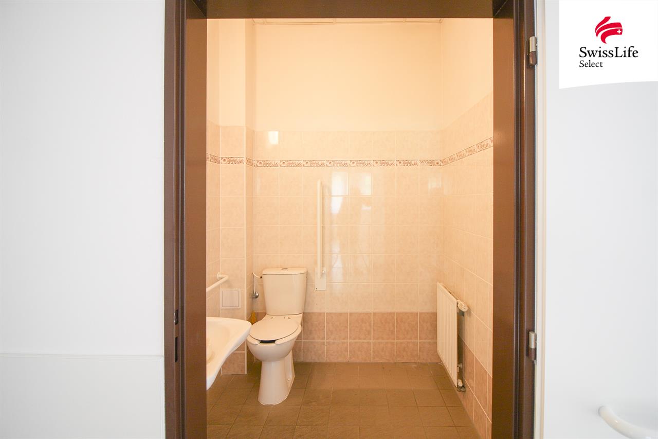 Prodej výrobní haly 2742 m2, Kamenice