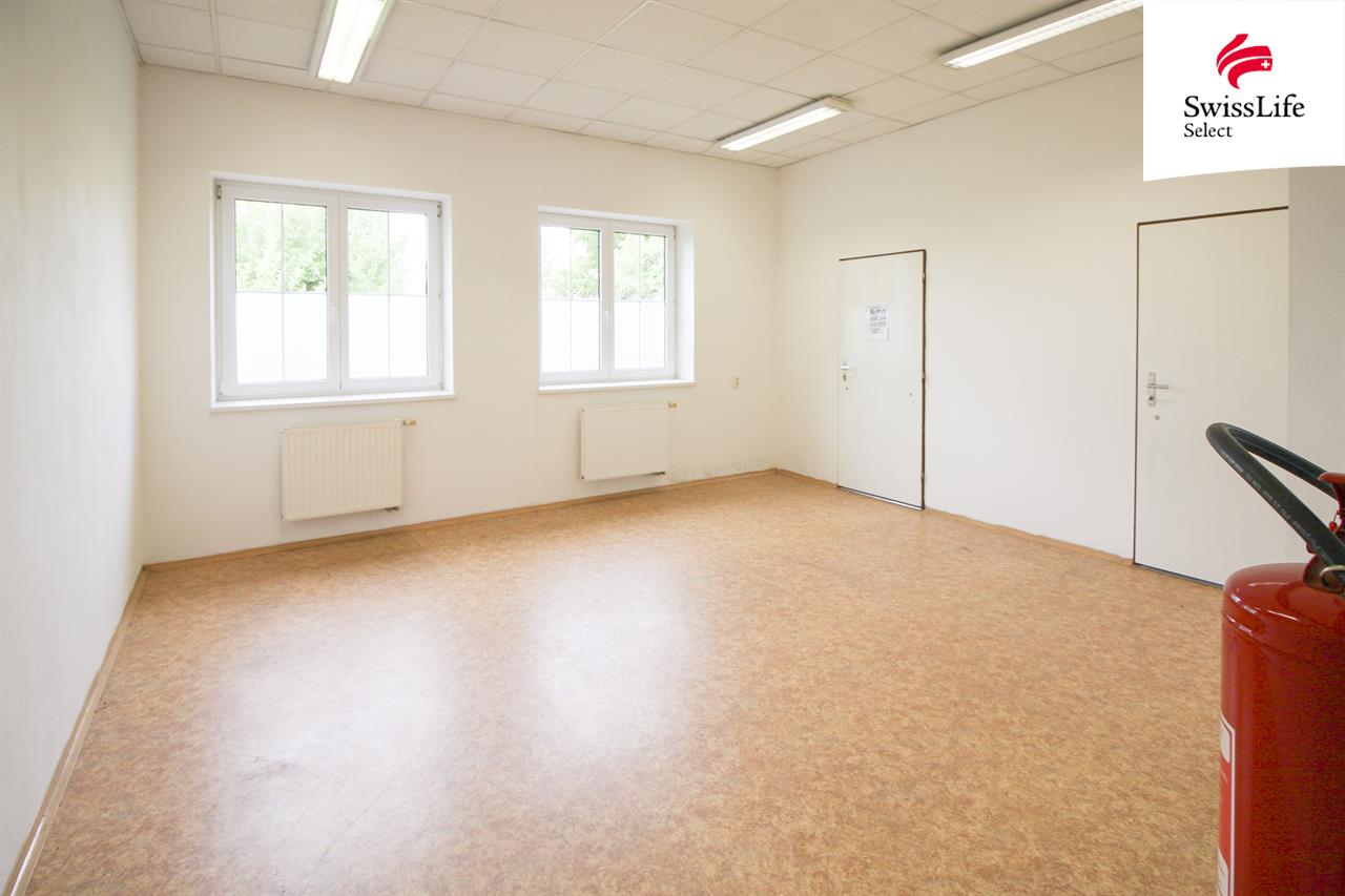 Prodej výrobní haly 2742 m2, Kamenice