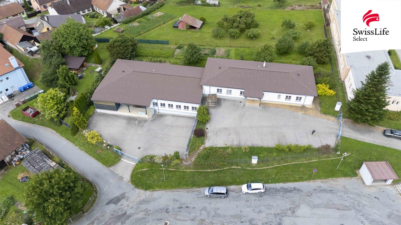 Prodej výrobní haly 2742 m2, Kamenice
