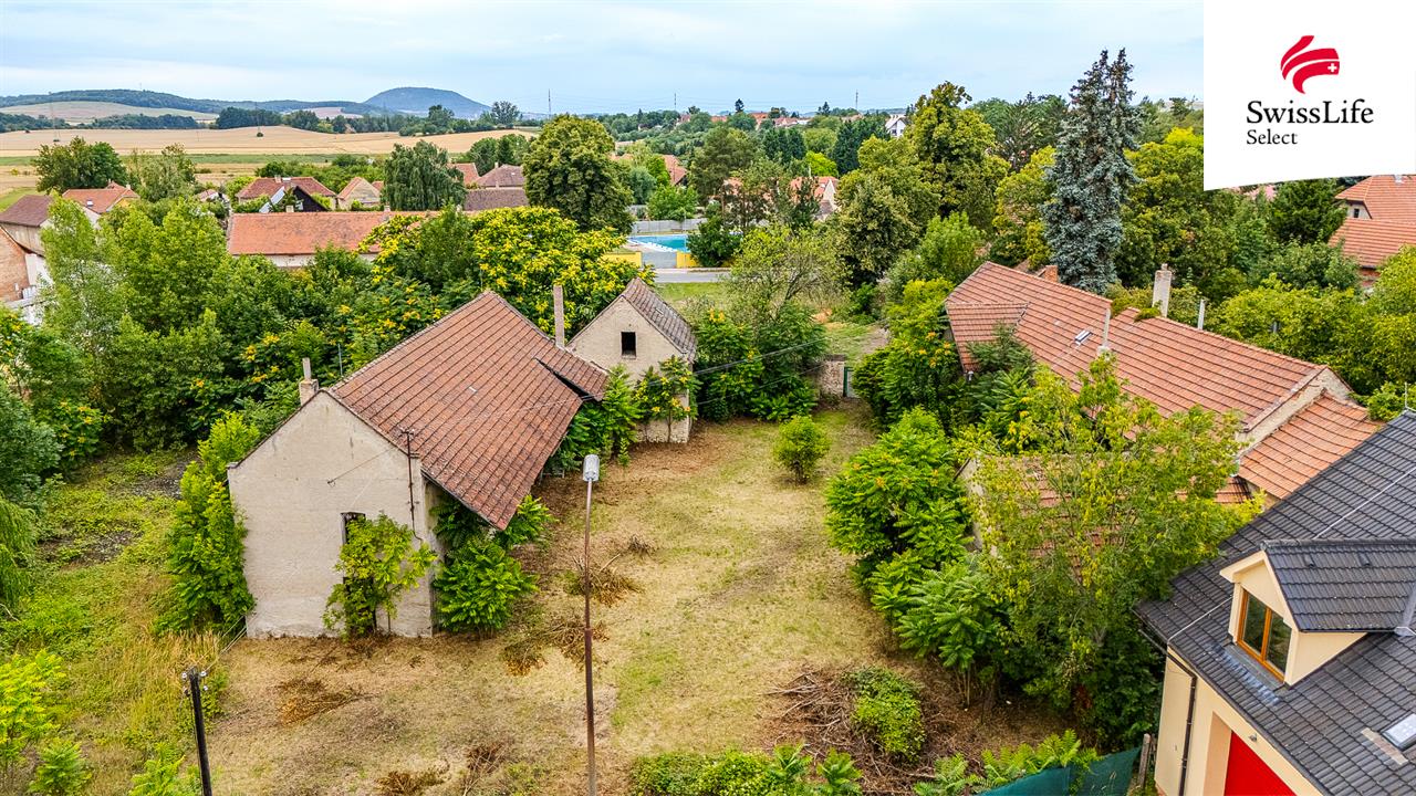 Prodej stavebního pozemku 3908 m2, Cítov