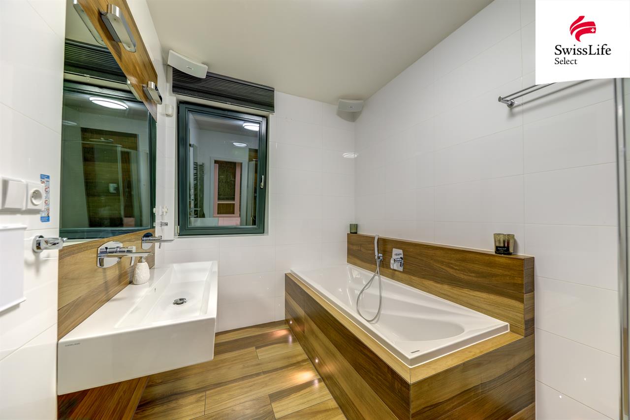 Prodej rodinného domu 298 m2 Holčovice