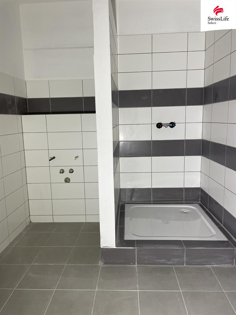 Prodej výrobní haly 1212 m2 Bezručova, Úpice