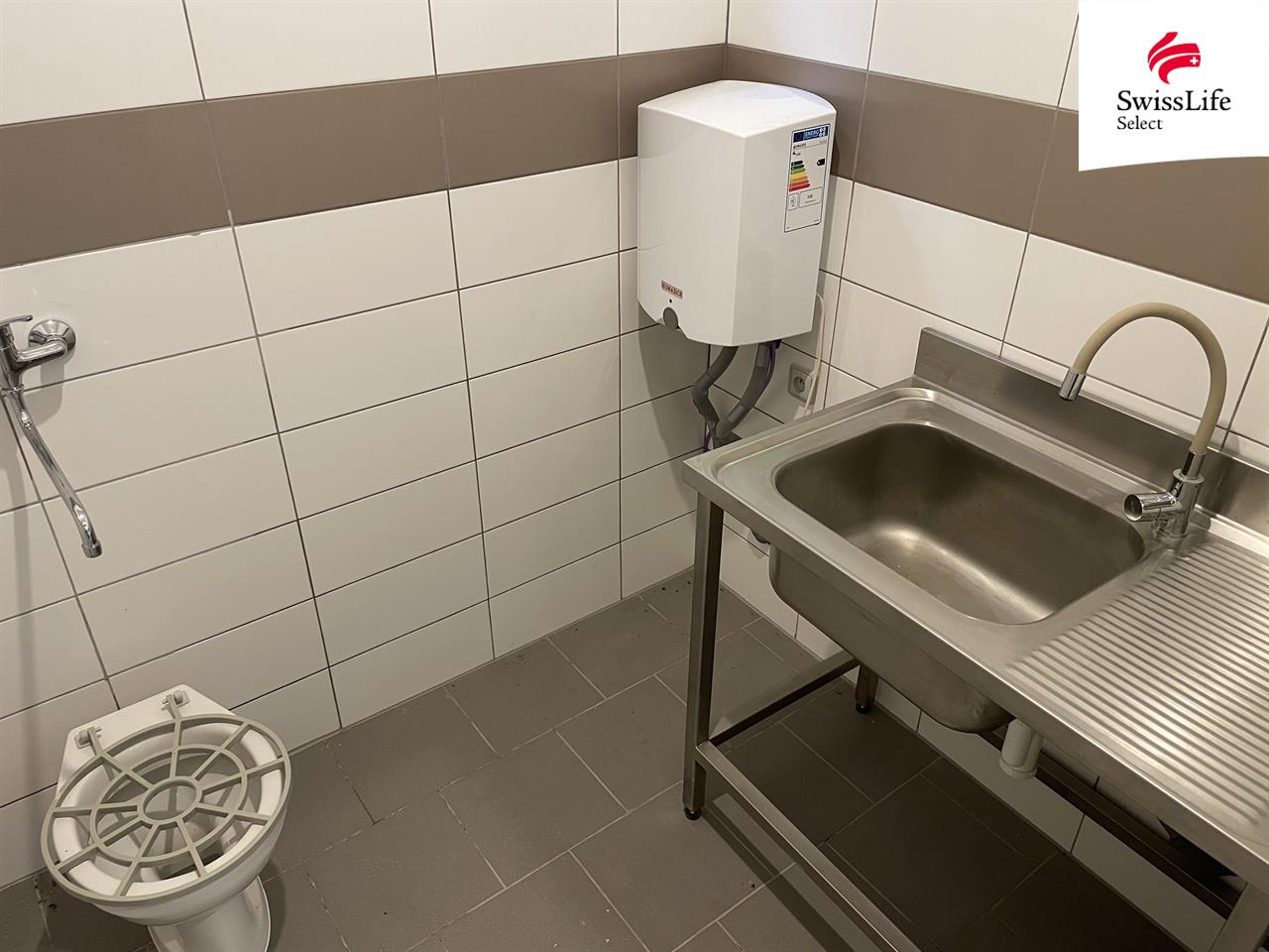 Prodej výrobní haly 1212 m2 Bezručova, Úpice