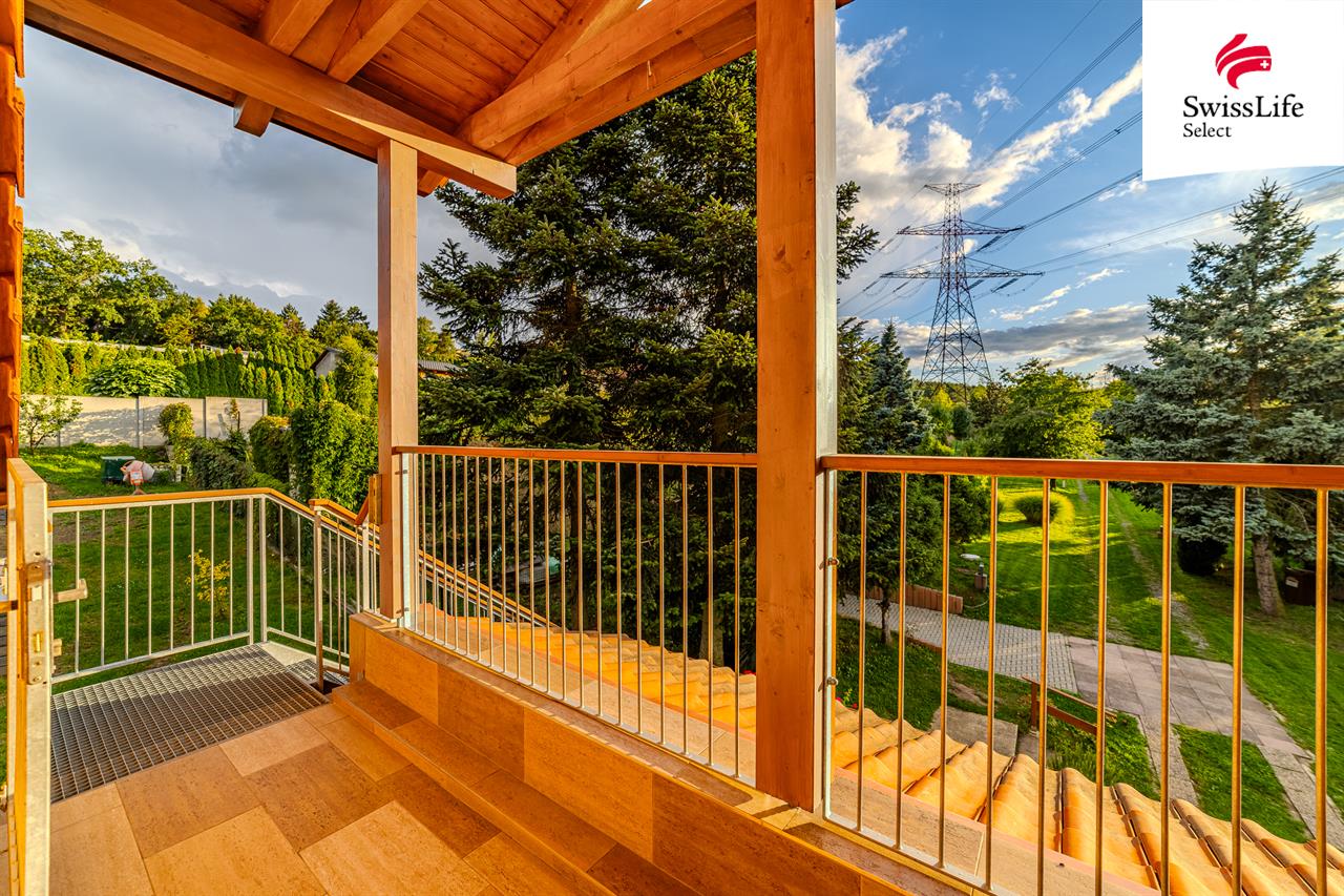 Prodej rodinného domu 242 m2 Za dálnicí, Praha