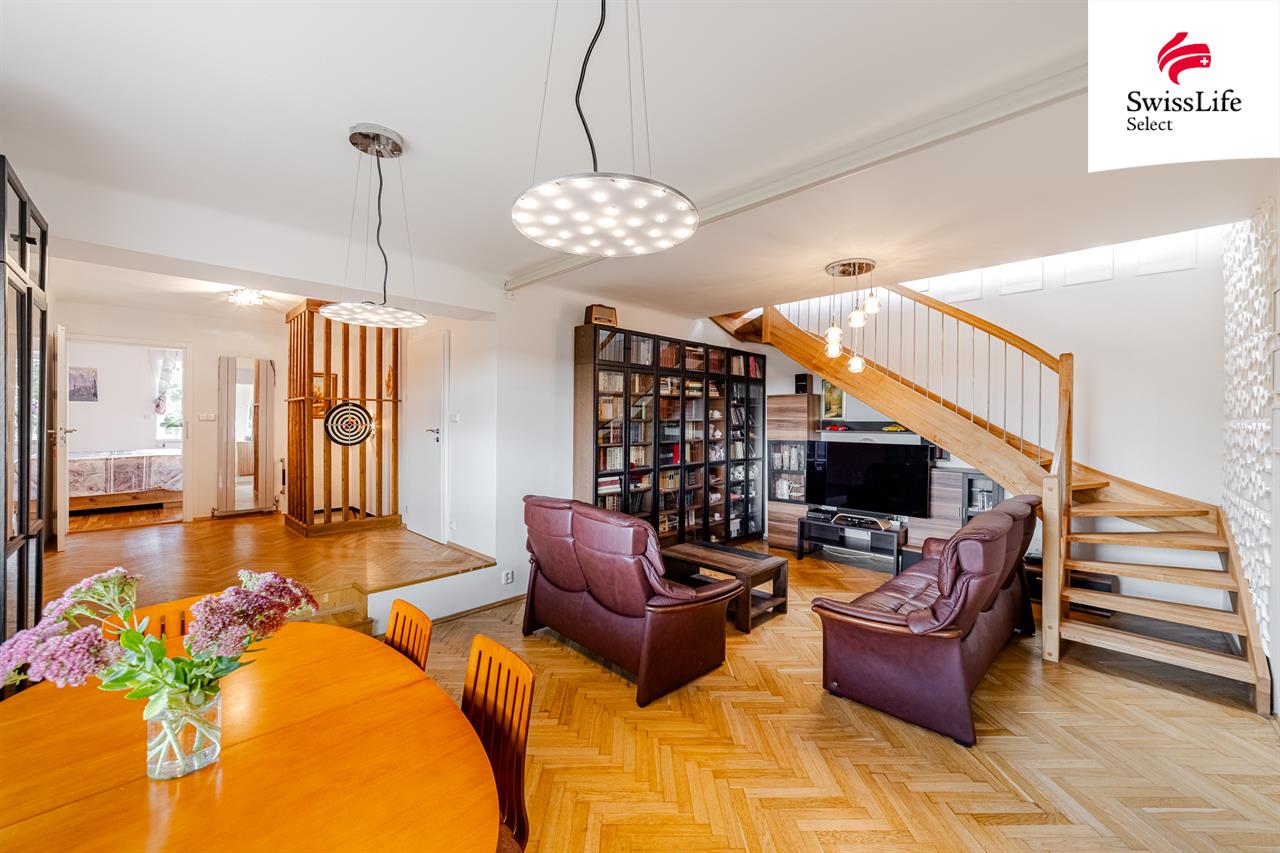 Prodej rodinného domu 242 m2 Za dálnicí, Praha