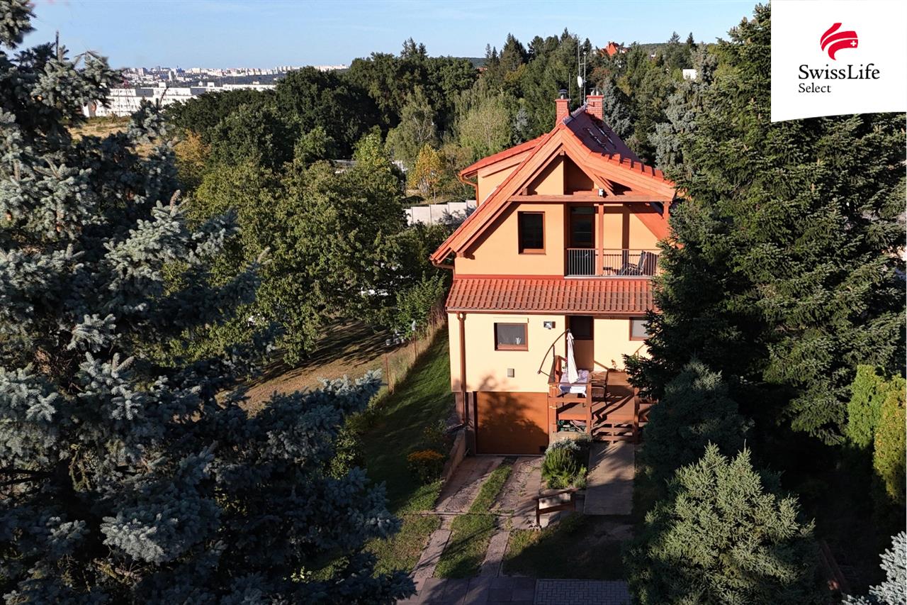 Prodej rodinného domu 242 m2 Za dálnicí, Praha
