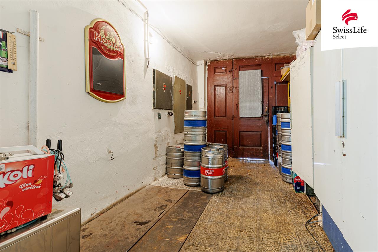 Prodej restaurace 267 m2, Hostěradice