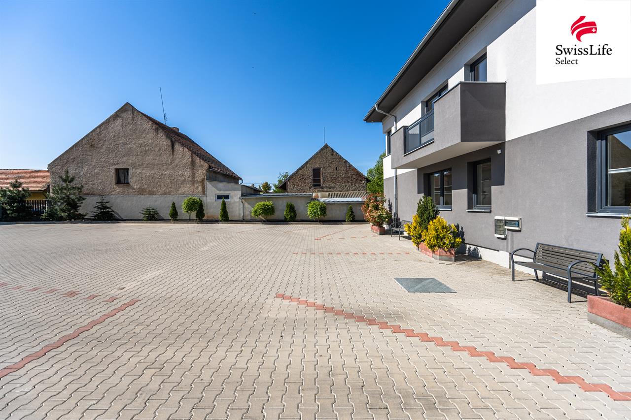 Prodej bytu 3+kk 74 m2, Břežany II