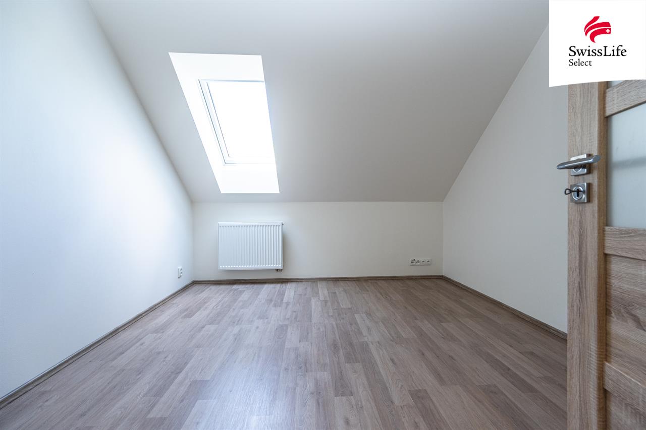 Prodej bytu 3+kk 83 m2, Břežany II