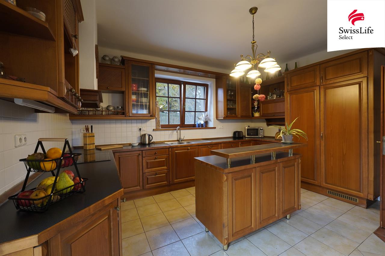 Prodej rodinného domu 249 m2 Spojovací, Pyšely