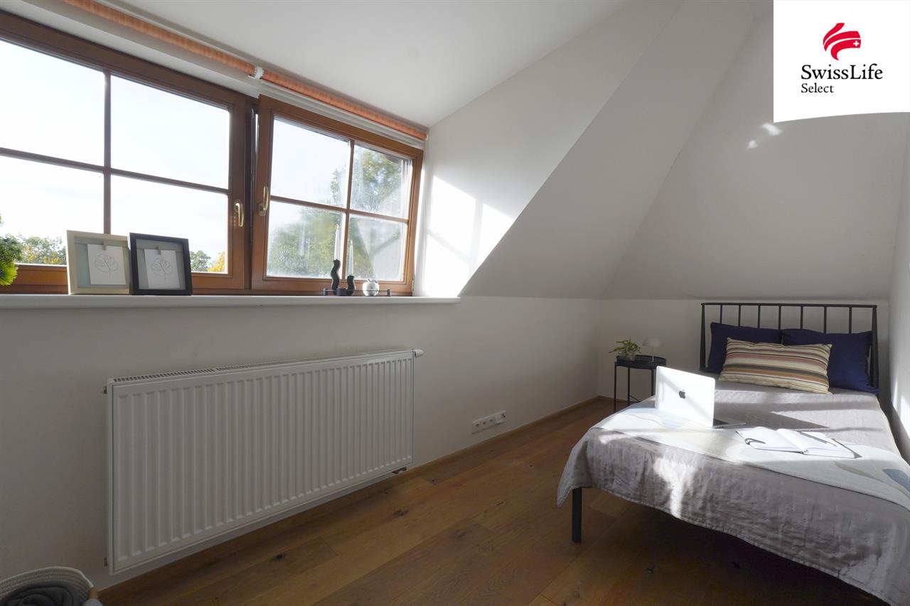 Prodej rodinného domu 249 m2 Spojovací, Pyšely