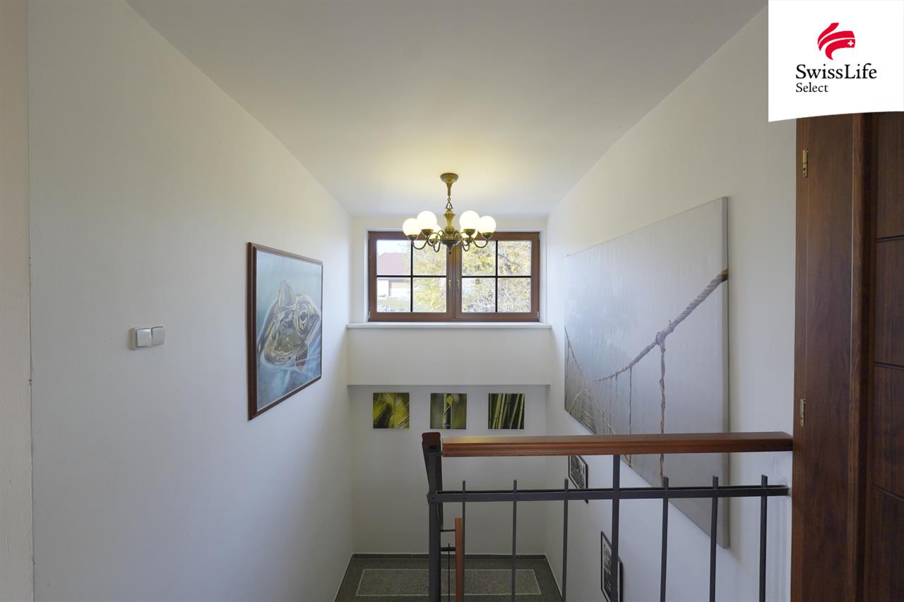 Prodej rodinného domu 249 m2 Spojovací, Pyšely