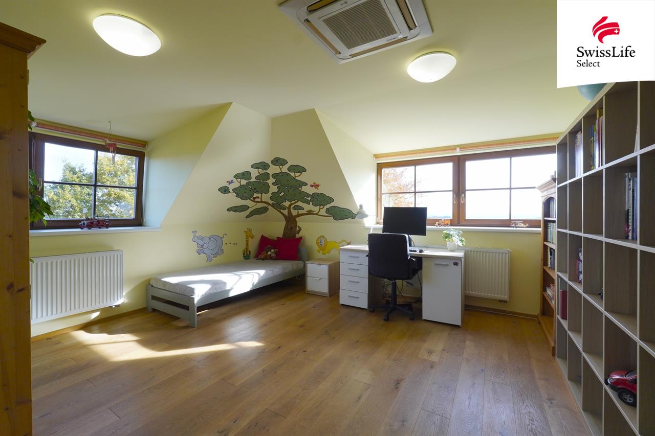 Prodej rodinného domu 249 m2 Spojovací, Pyšely