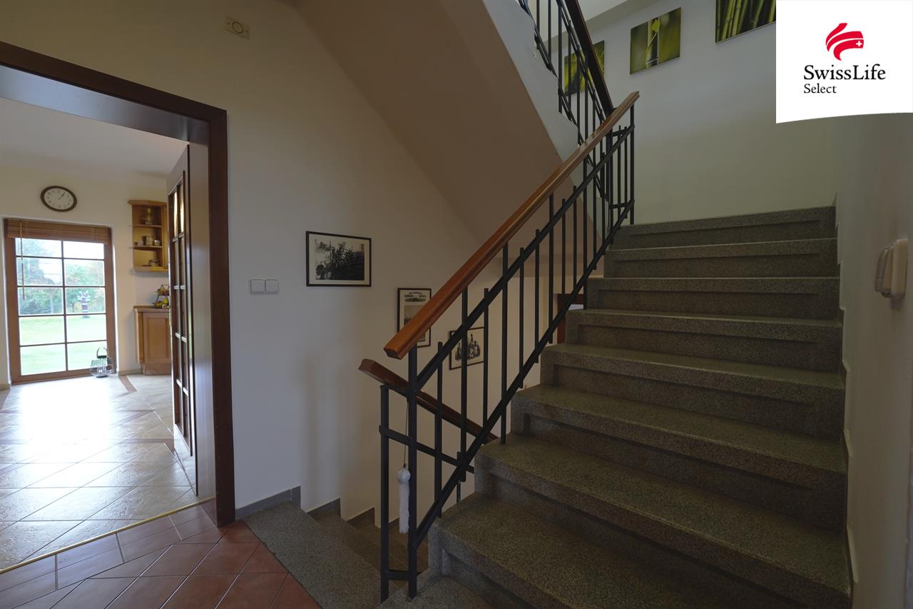 Prodej rodinného domu 249 m2 Spojovací, Pyšely