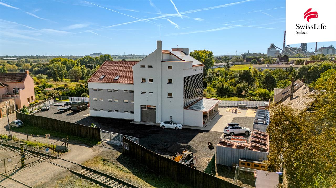 Prodej skladového prostoru 1400 m2, Sulejovice