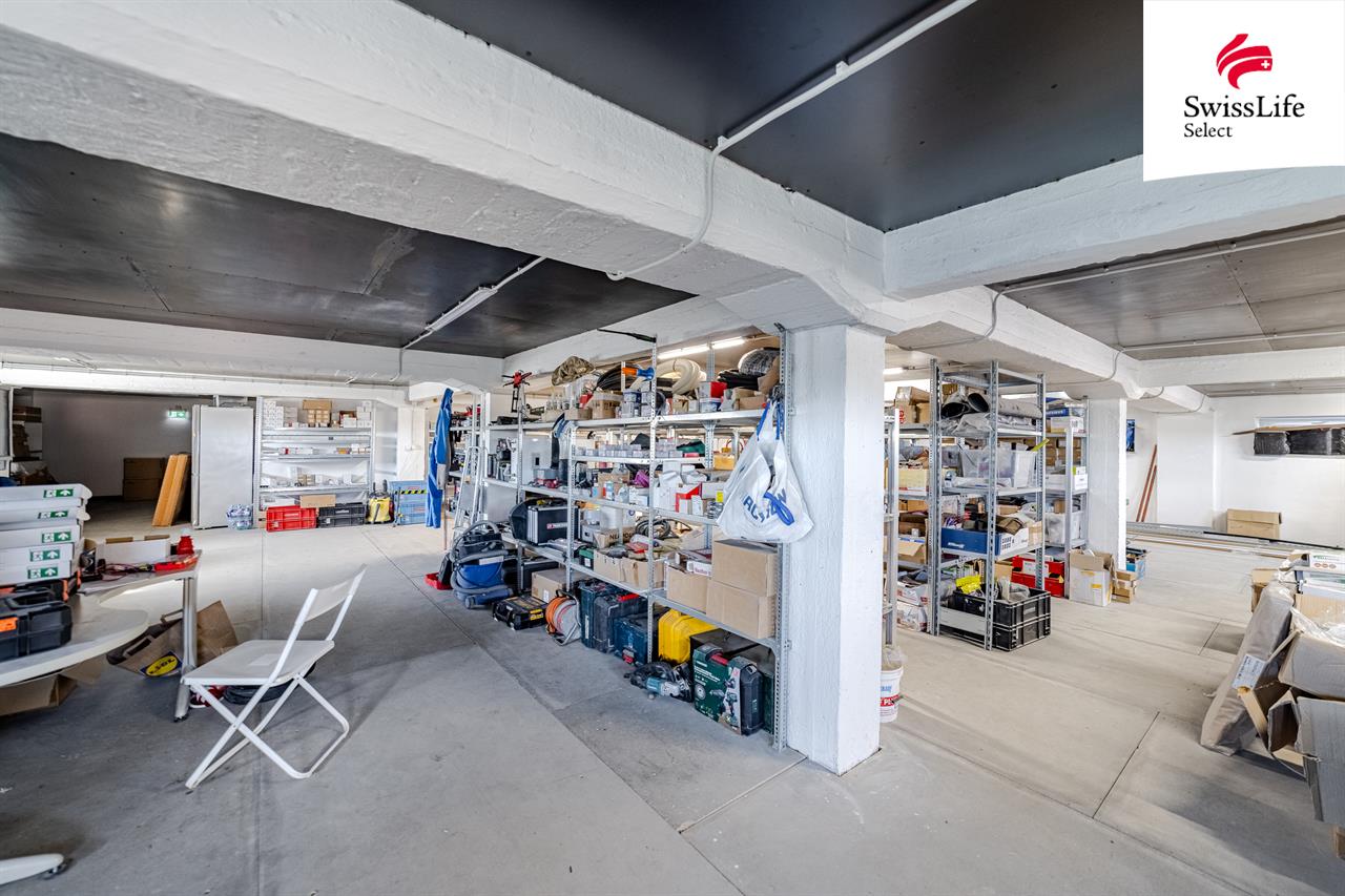 Prodej skladového prostoru 1400 m2, Sulejovice