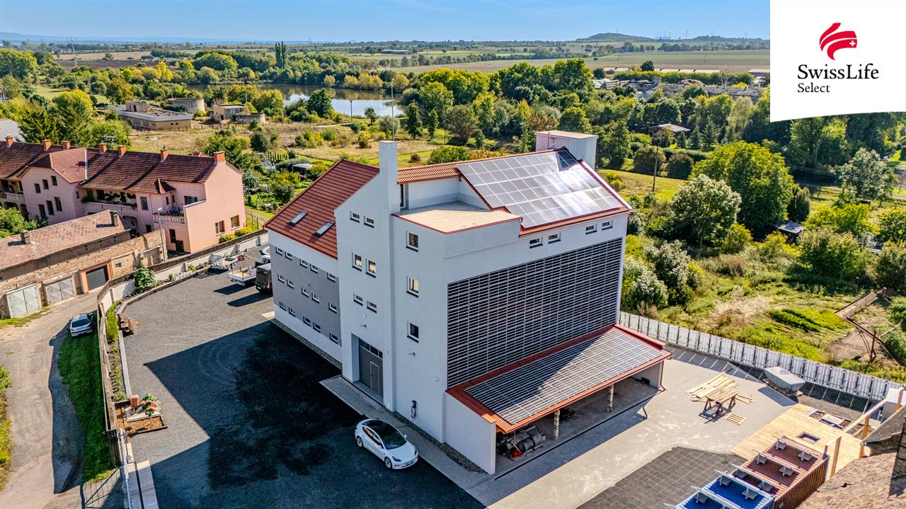 Prodej skladového prostoru 1400 m2, Sulejovice