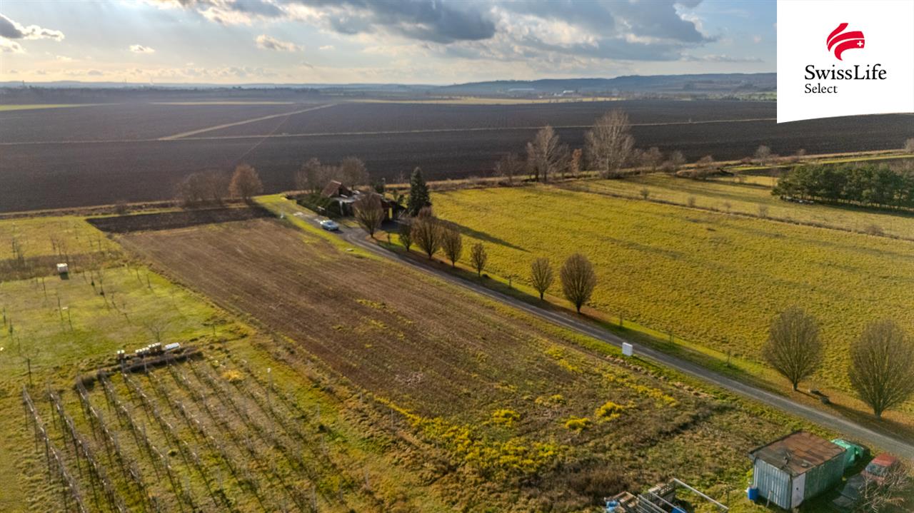 Prodej stavebního pozemku 1057 m2, Cítov