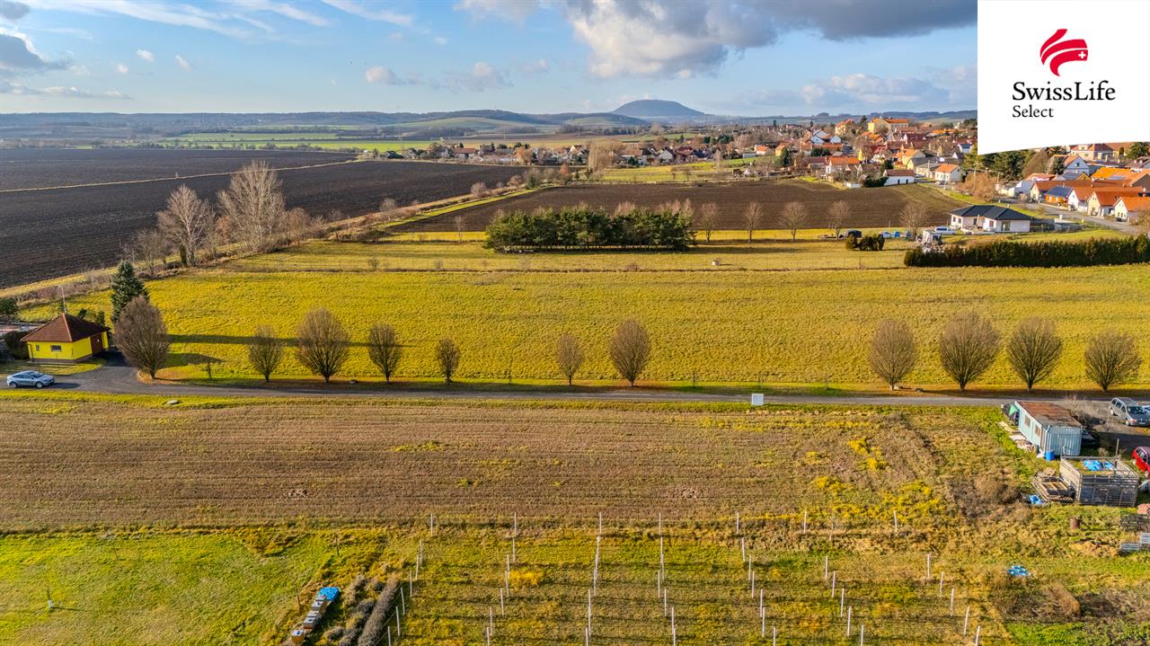 Prodej stavebního pozemku 1057 m2, Cítov