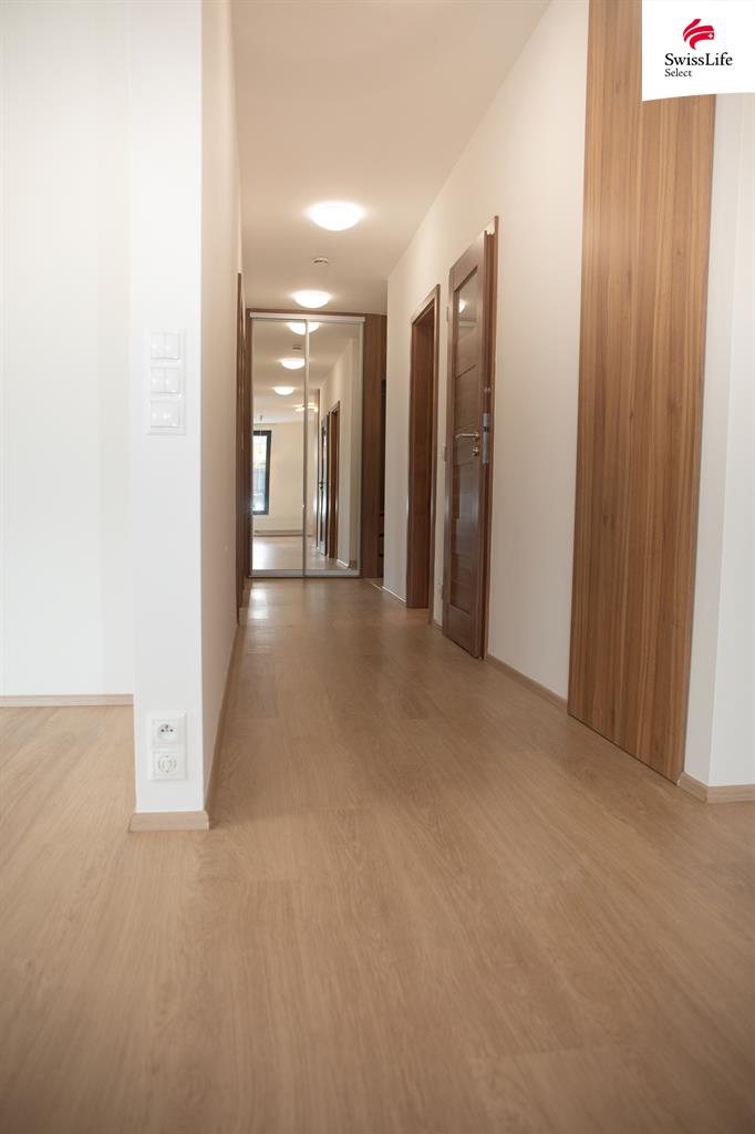 Pronájem bytu 3+kk 76 m2 Štolcova, Praha