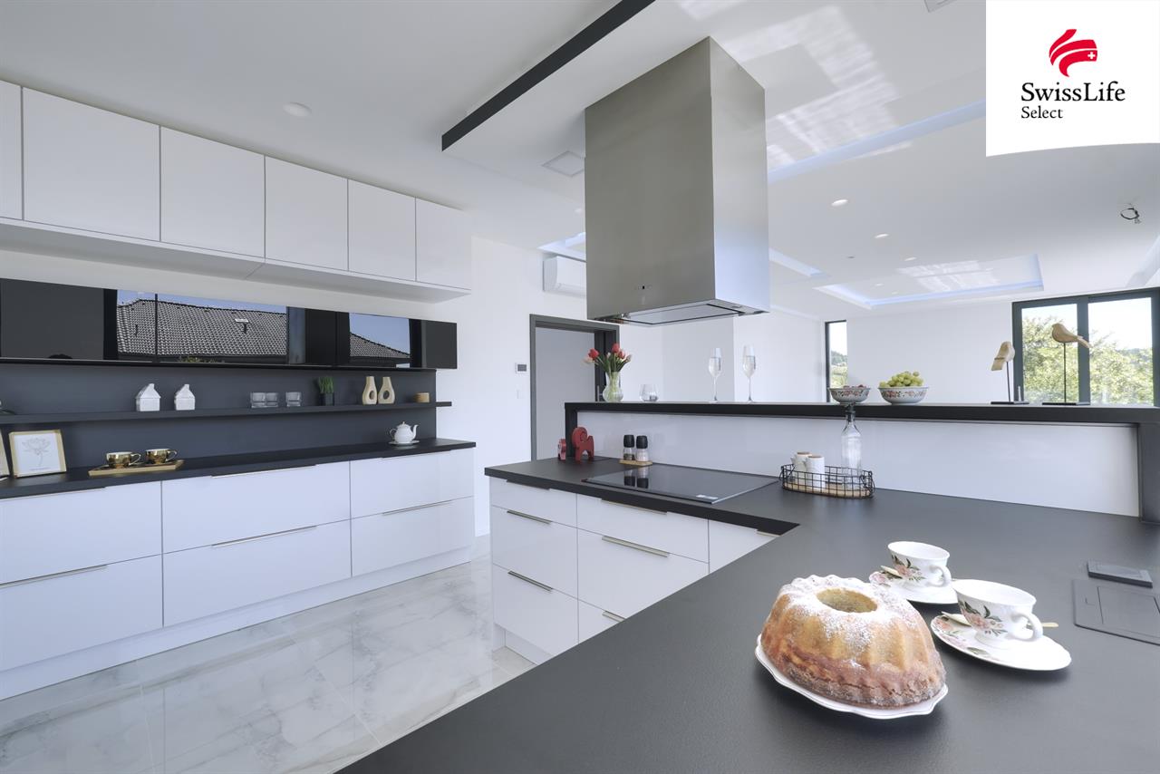 Prodej rodinného domu 280 m2 Oblouková, Všestary