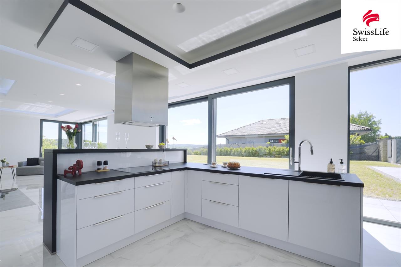 Prodej rodinného domu 280 m2 Oblouková, Všestary