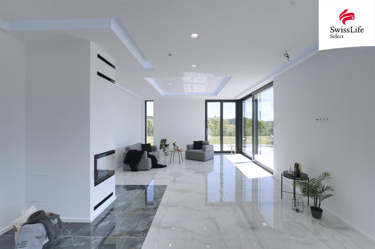 Prodej rodinného domu 280 m2 Oblouková, Všestary