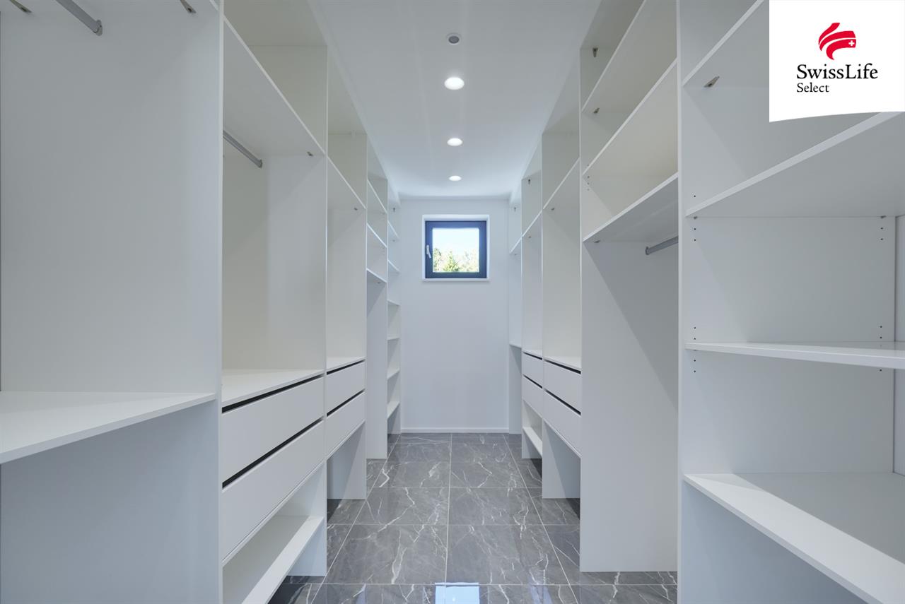 Prodej rodinného domu 280 m2 Oblouková, Všestary