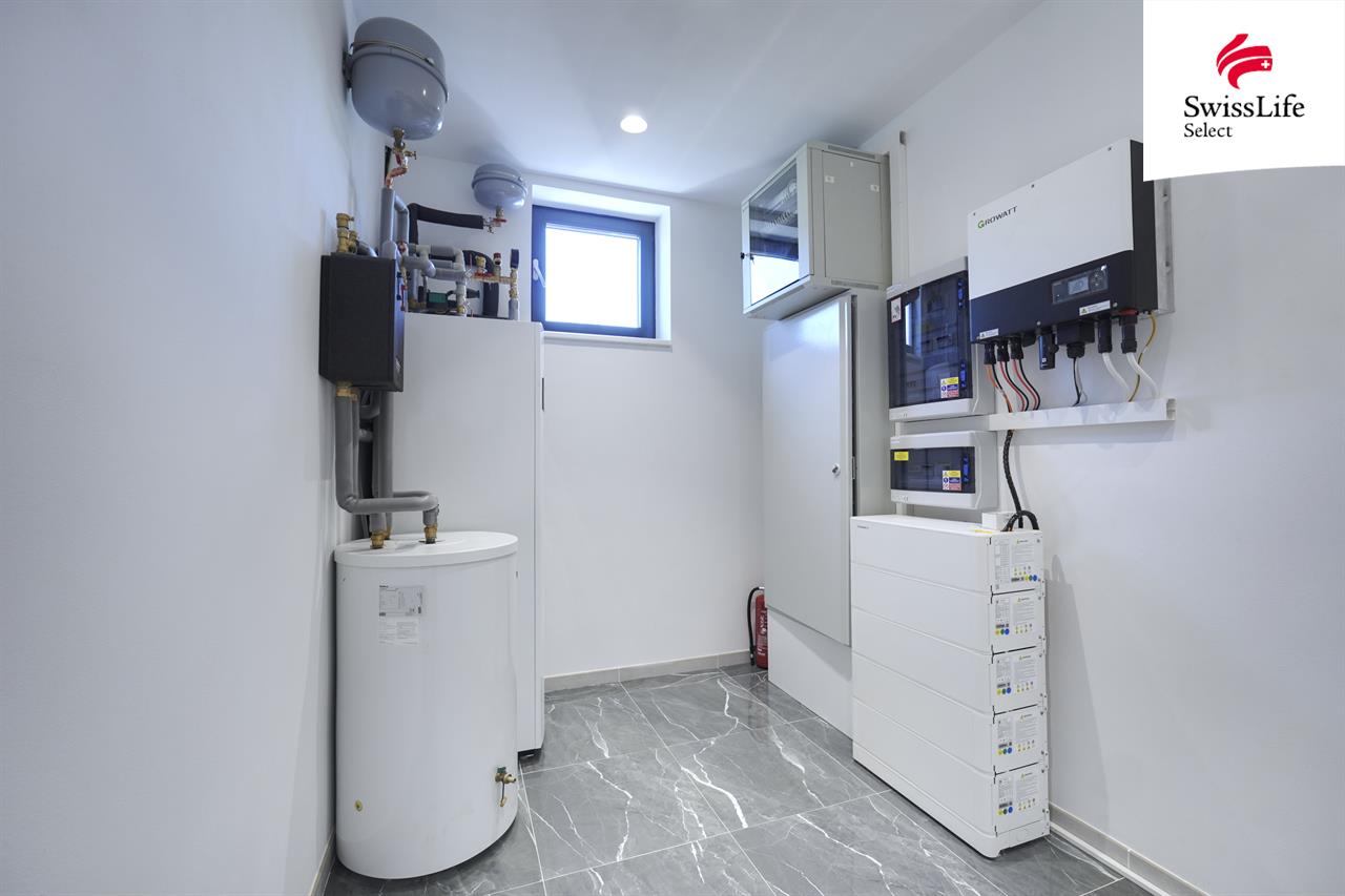 Prodej rodinného domu 280 m2 Oblouková, Všestary