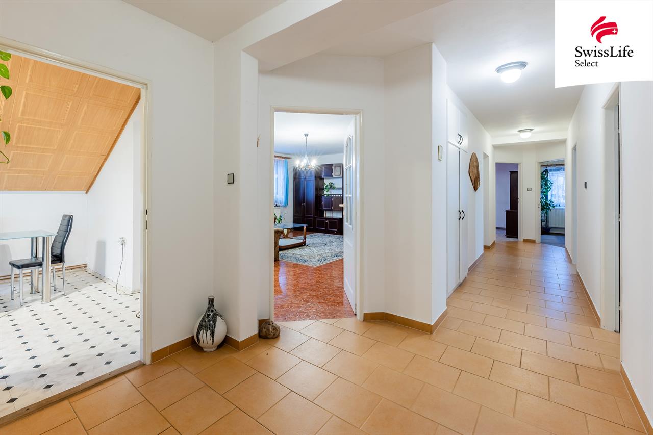 Prodej rodinného domu 271 m2, Bdeněves